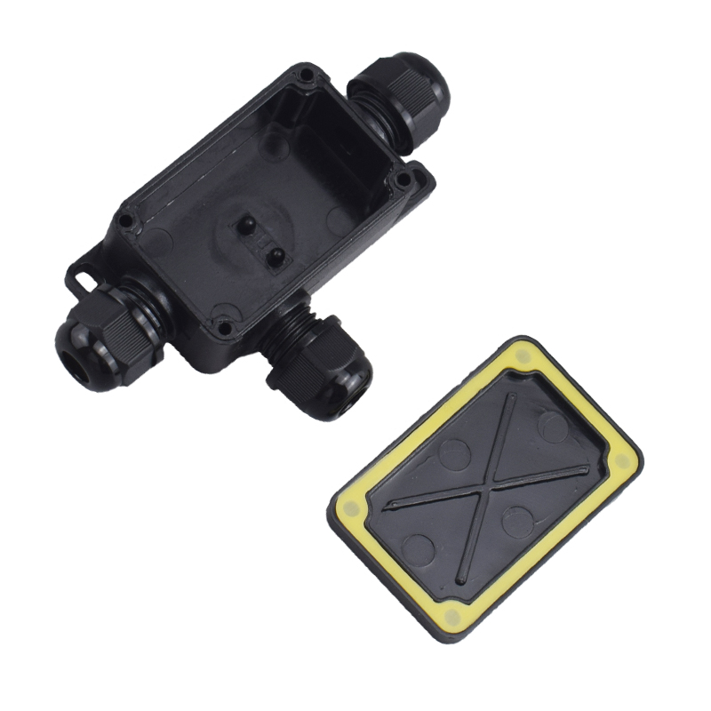 3 Way Outdoor Waterproof IP66  - огляд і ціна Outdoor Lighting Connectors